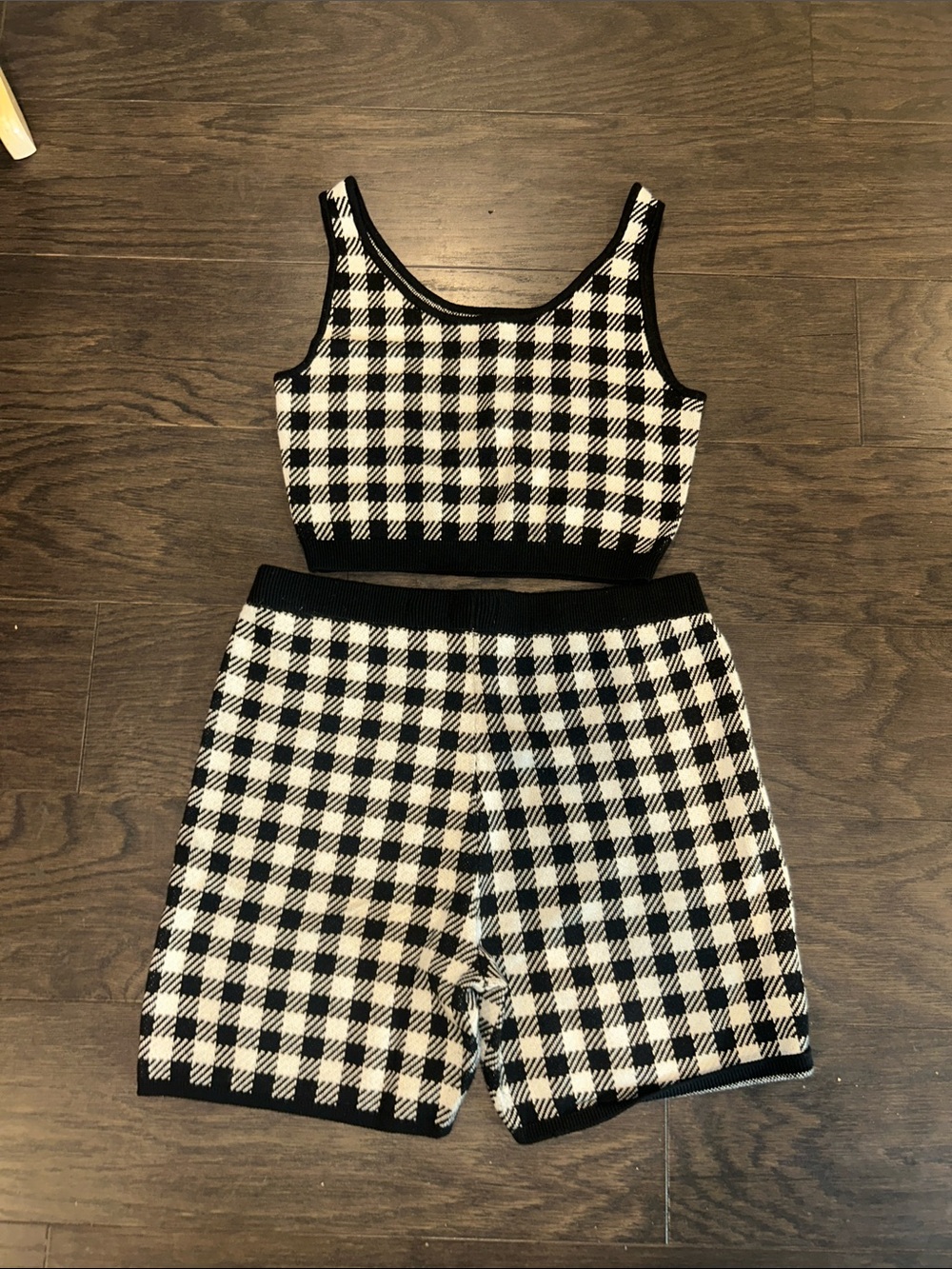 Black & White Gingham Knit Bermuda Shorts - Women